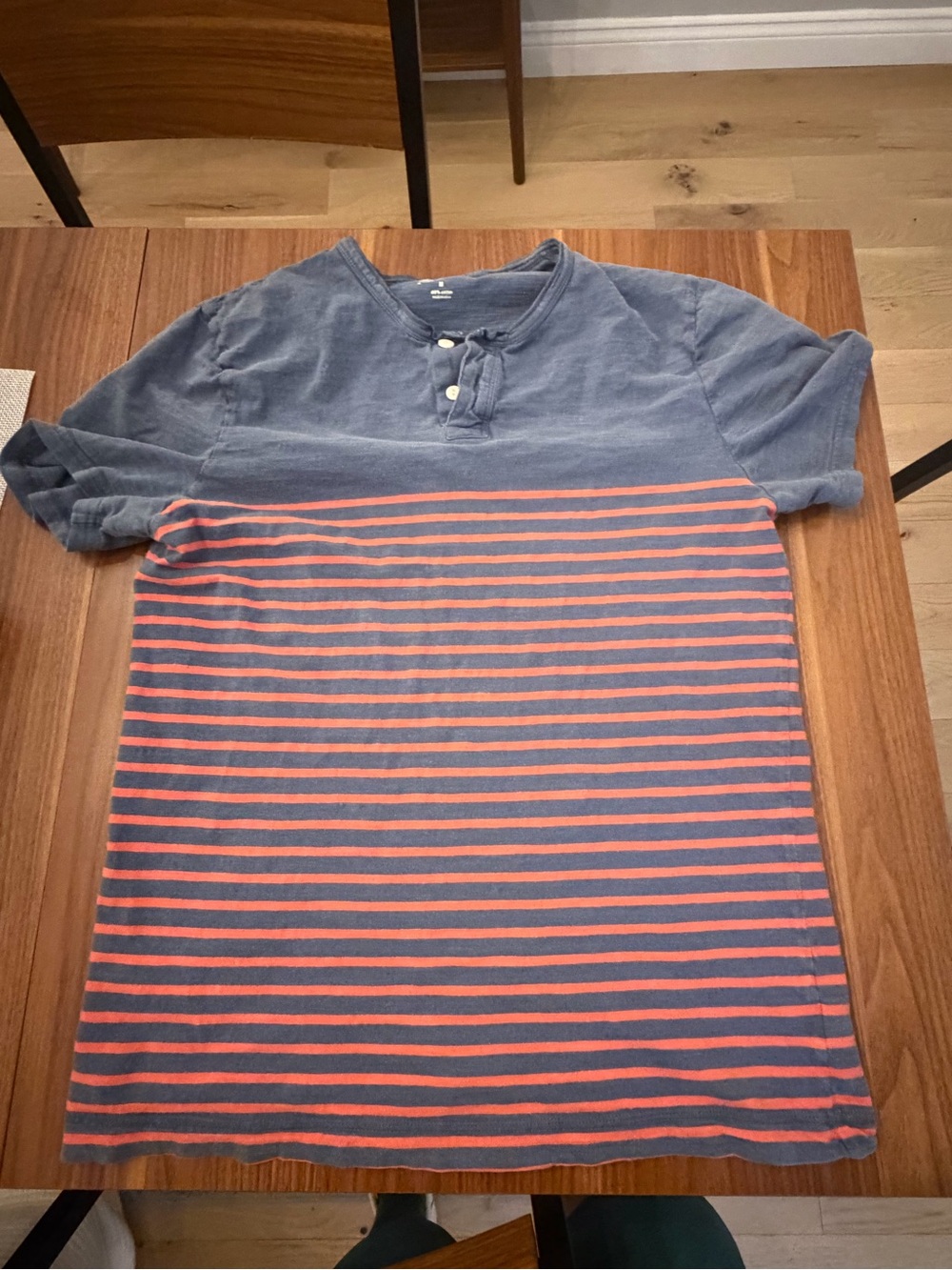 Men's Short-Sleeve Henley Stripe Shirt in Blue and Coral